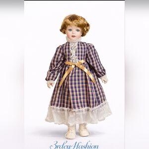 ✨Limited Edition Classical Treasures Porcelain Doll • Vintage Collectible✨
